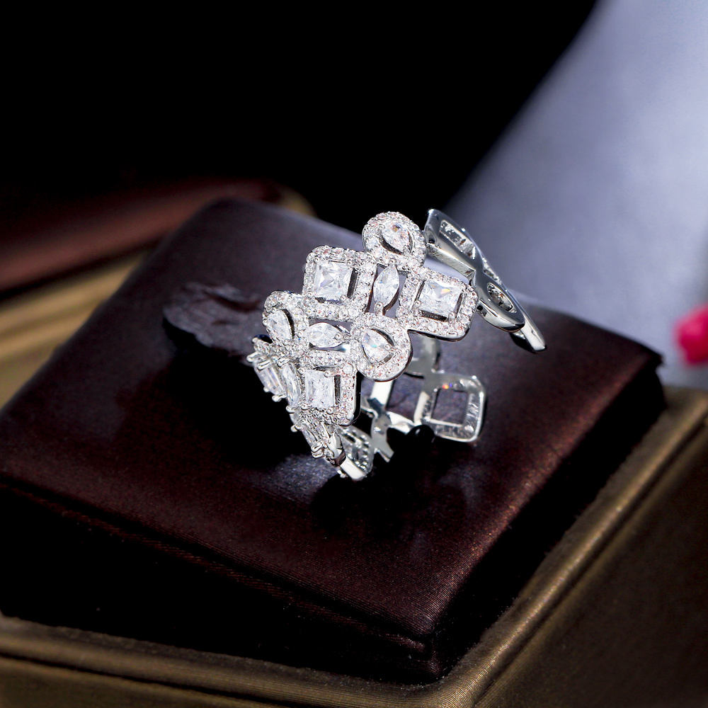 Bague "Cascade de Lumière"