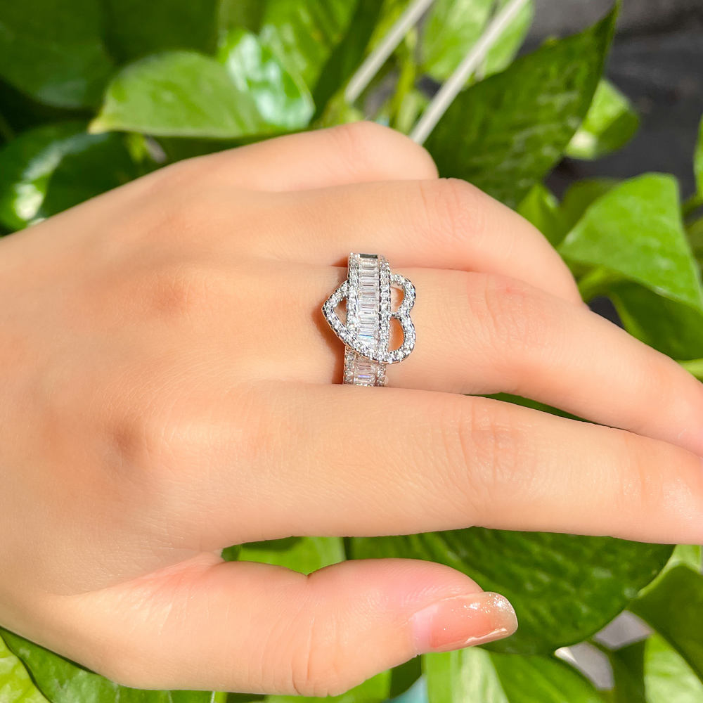 Bague "Symbole Éternel"