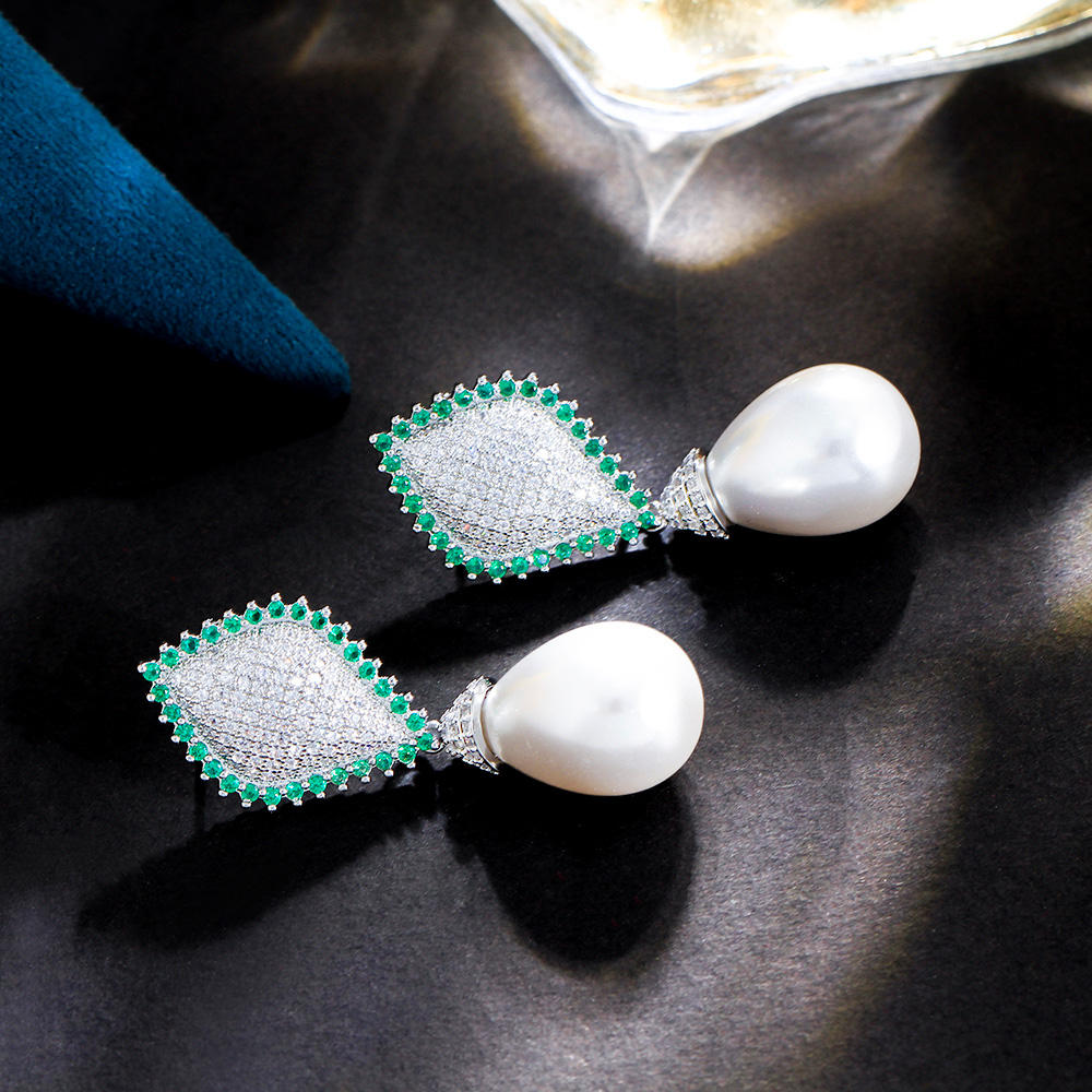 Boucles d'oreilles "Larmes Royale"