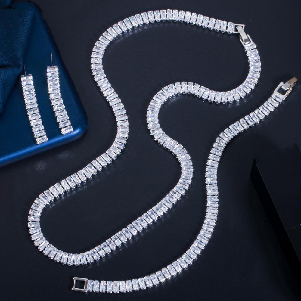 Ensemble de Bijoux "Éclat Glacé"