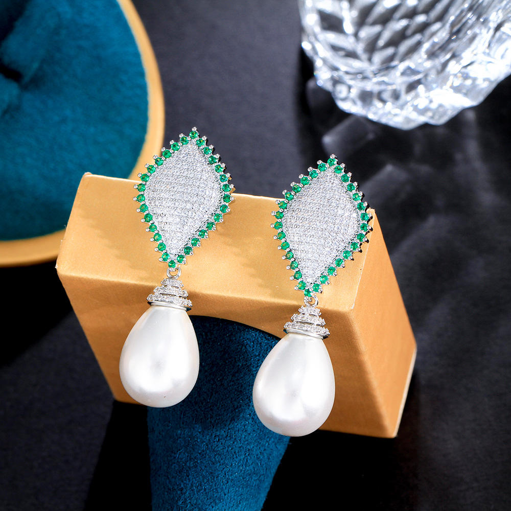 Boucles d'oreilles "Larmes Royale"