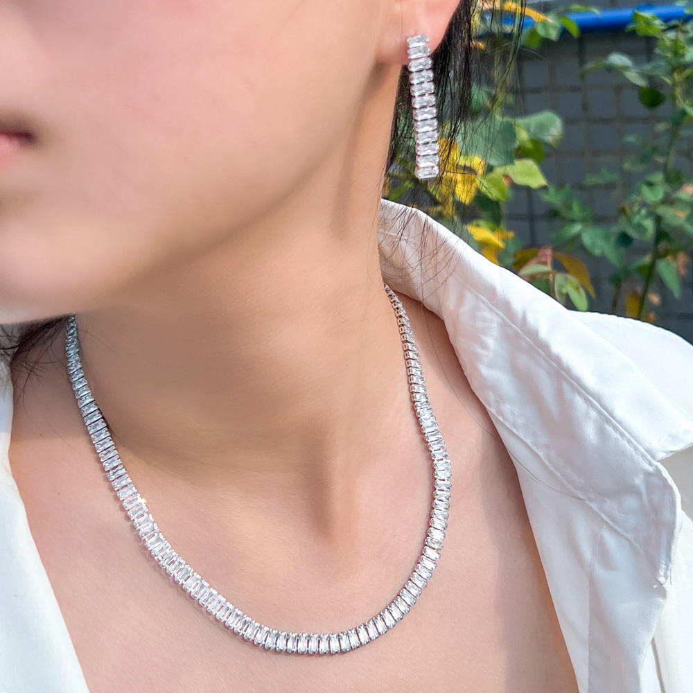 Ensemble de Bijoux "Éclat Glacé"