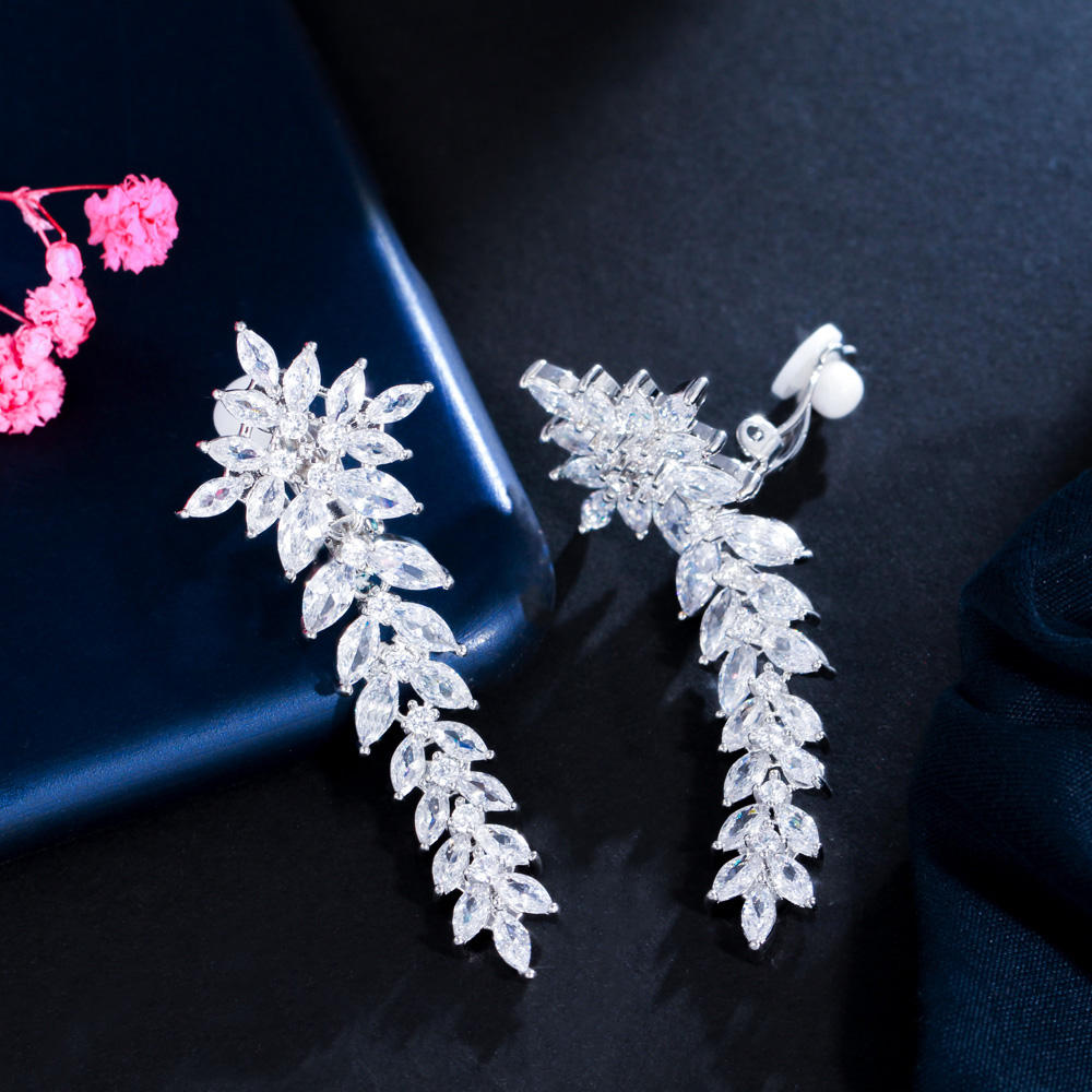 Boucles d'oreilles "Feuille Scintillante"