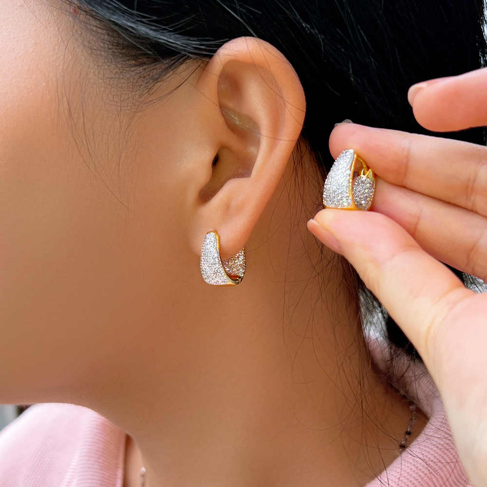 Boucles d'oreille "Éventail scintillant"