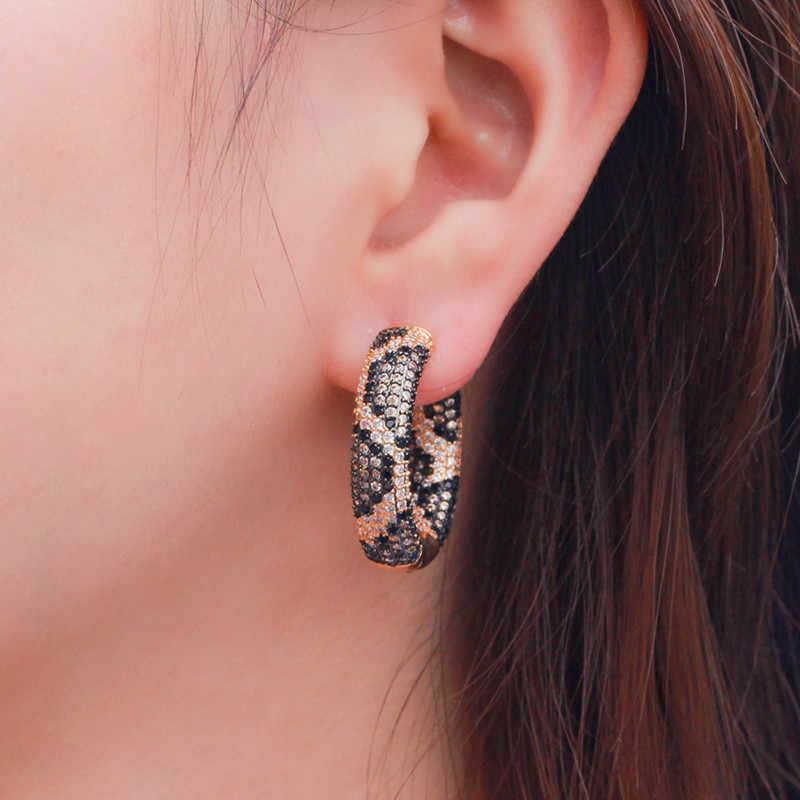 Boucles d'oreilles "Griffes d'Ébène"