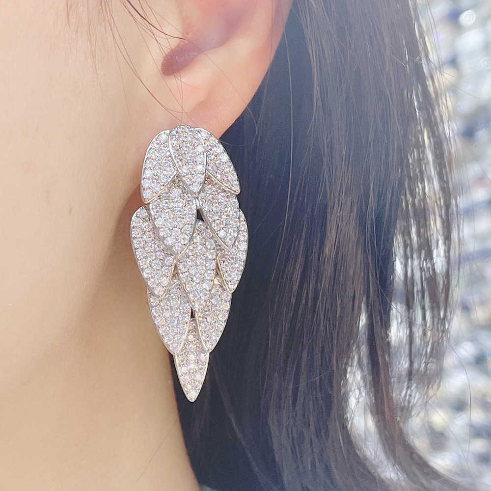 boucles d’oreilles "Ailes d’Éclat Blanc"
