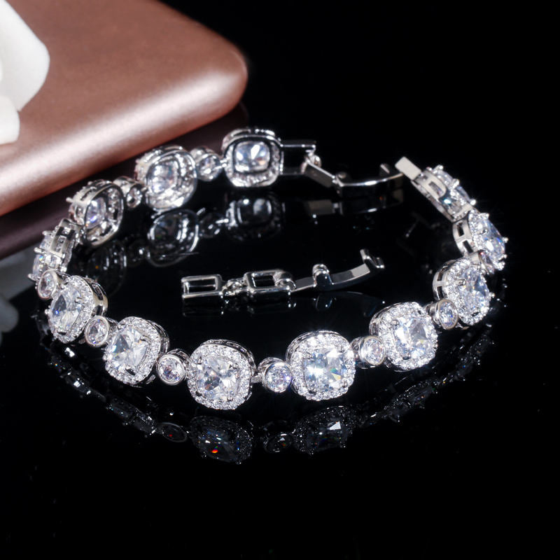 Bracelet "Éclat Doré" en Zircon Coupe Princesse