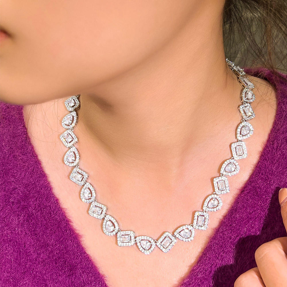 Collier "Rivière de Cristal"