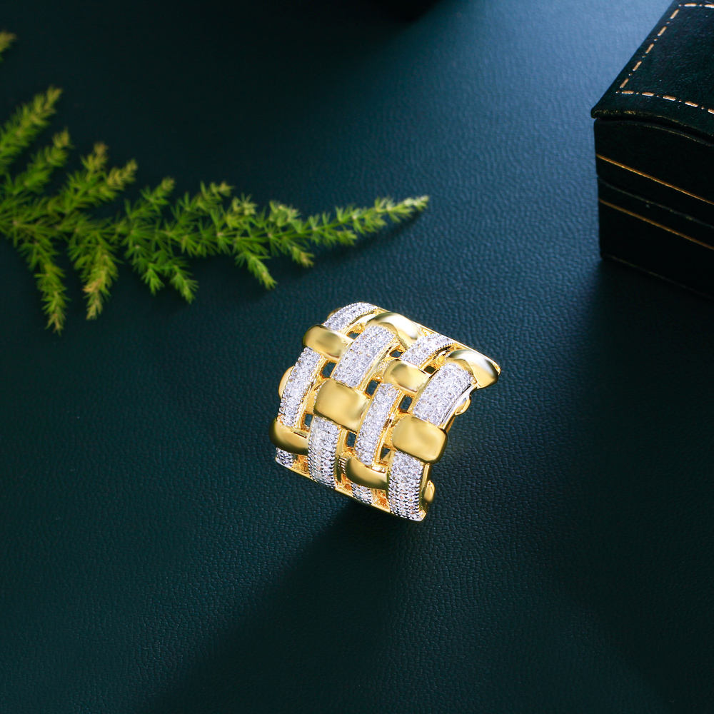 Bague "Couronne Torsadée"