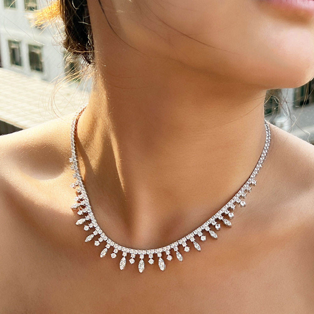 Collier "Lumière blanche"