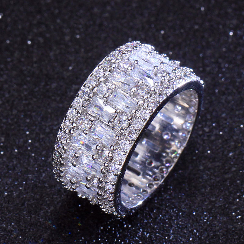 Bague "Opulence Cristalline"