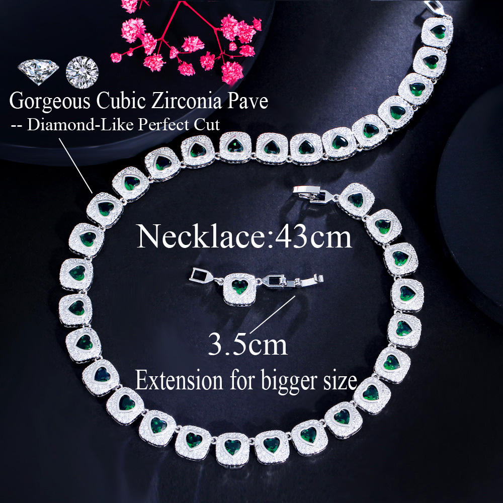 Collier Luxueux "Cœur d'Amour"  .